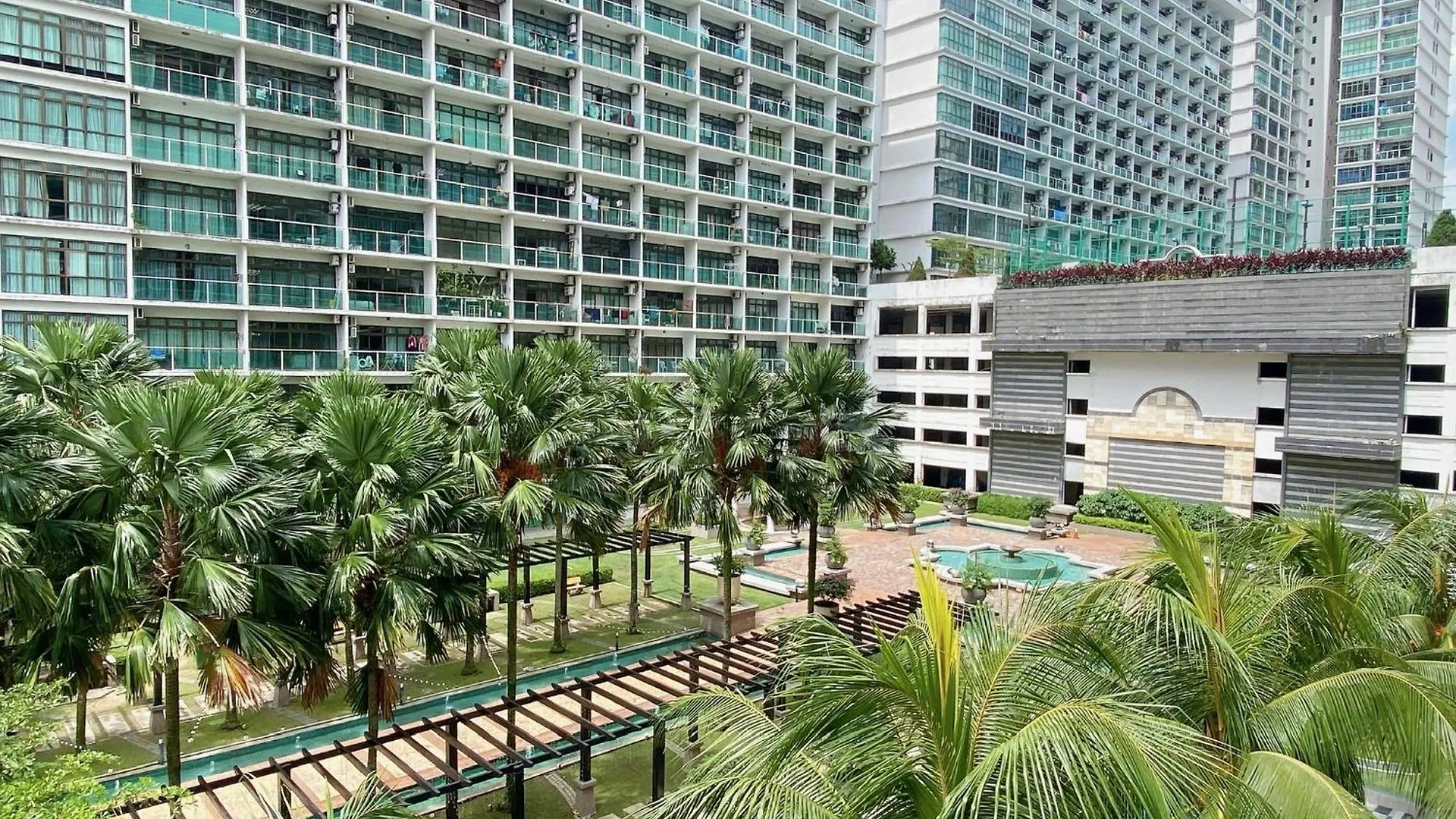 Appartamento 30 - Superb Lake View Chill & Relax At Mount Austin Johor Bahru